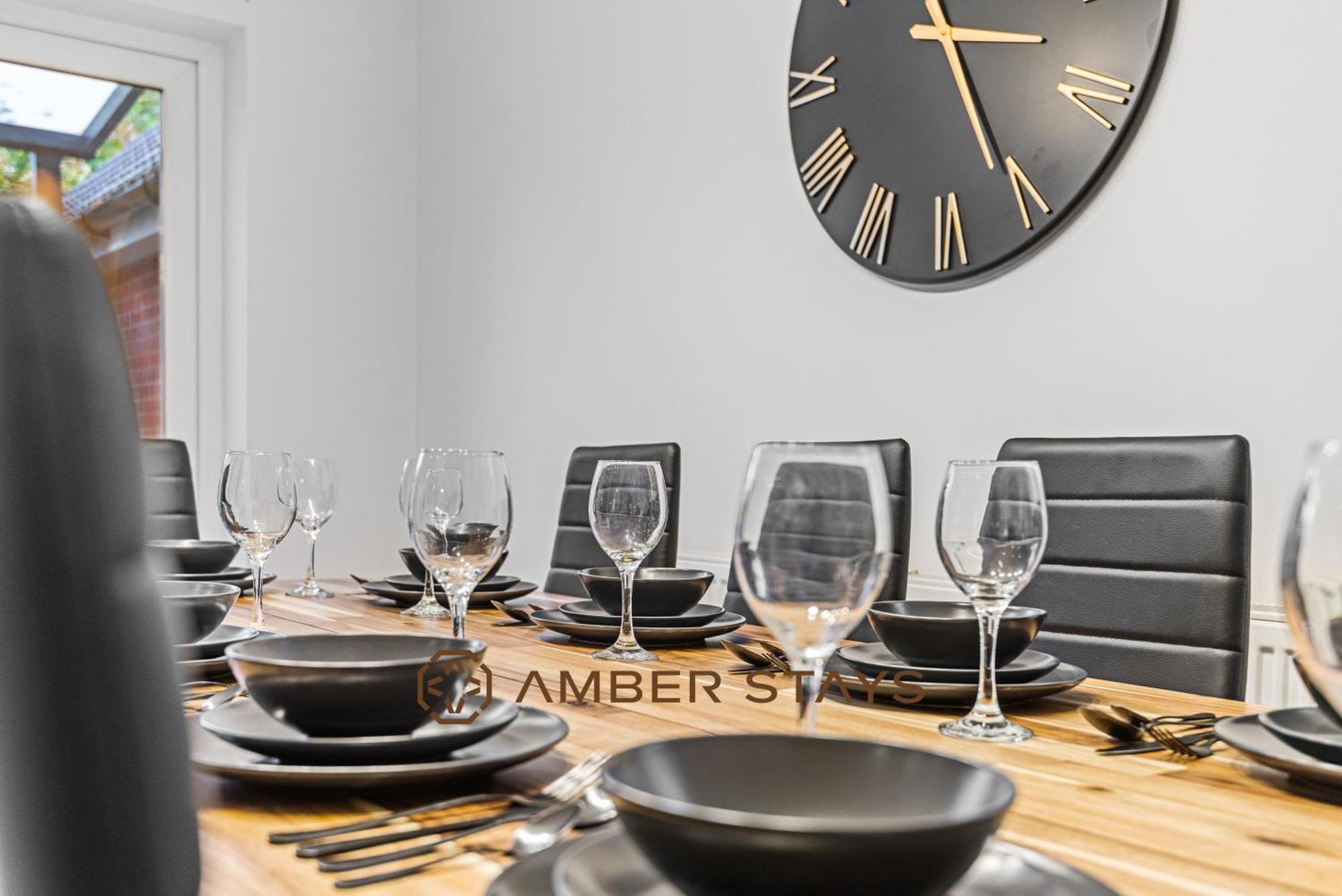 Spacious 5 Bed House In Reading By Amber Stays, Perfect For Business & Contractors, Sleeps 12! Exteriér fotografie