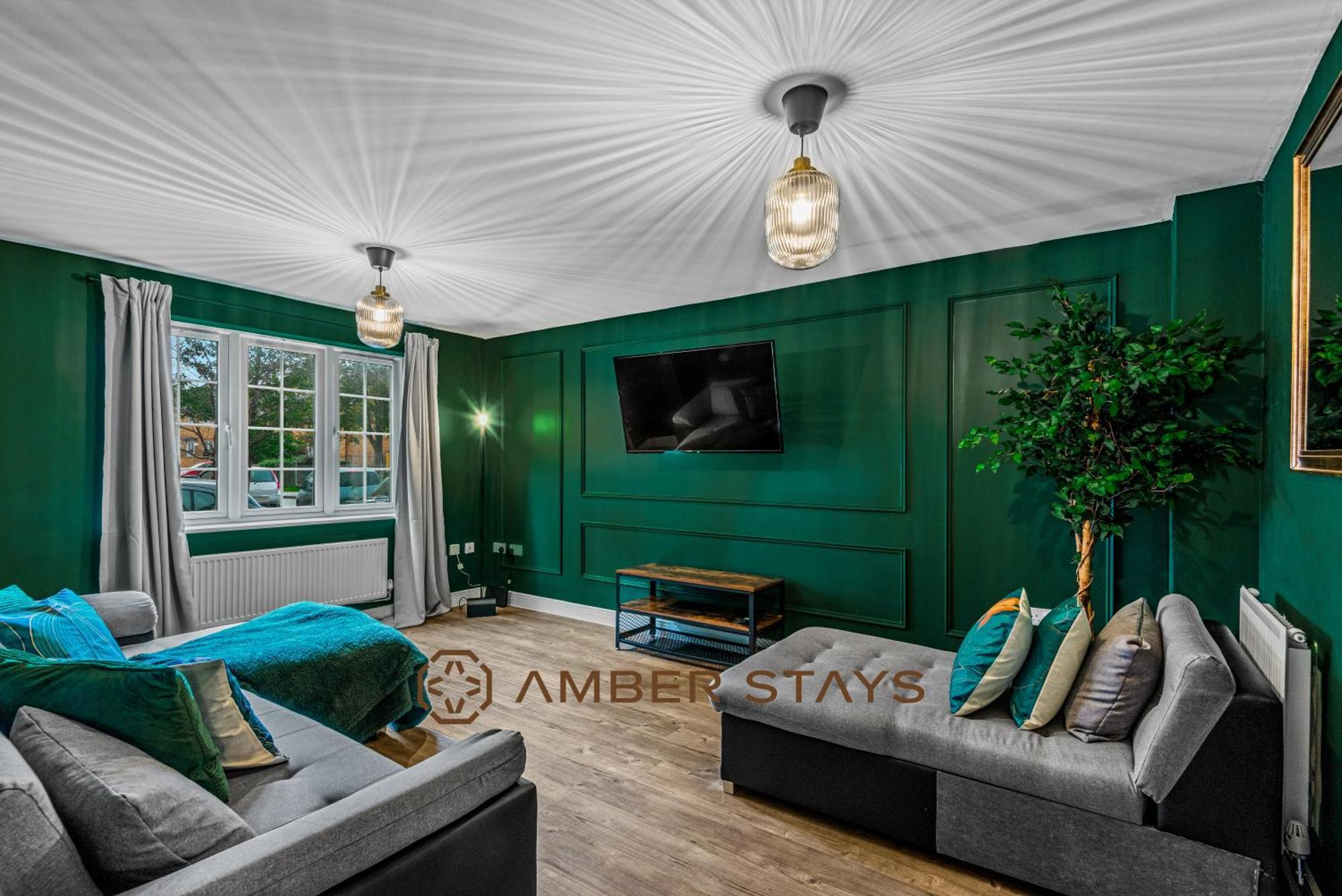 Spacious 5 Bed House In Reading By Amber Stays, Perfect For Business & Contractors, Sleeps 12! Exteriér fotografie